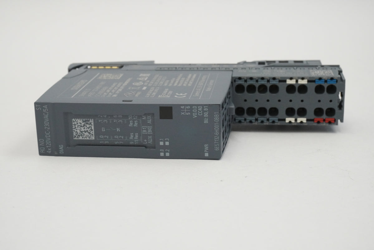 Siemens 6ES7132-6HD01-0BB1 SIMATIC ET 200SP Relay Module, RQ NO 4x 120V DC