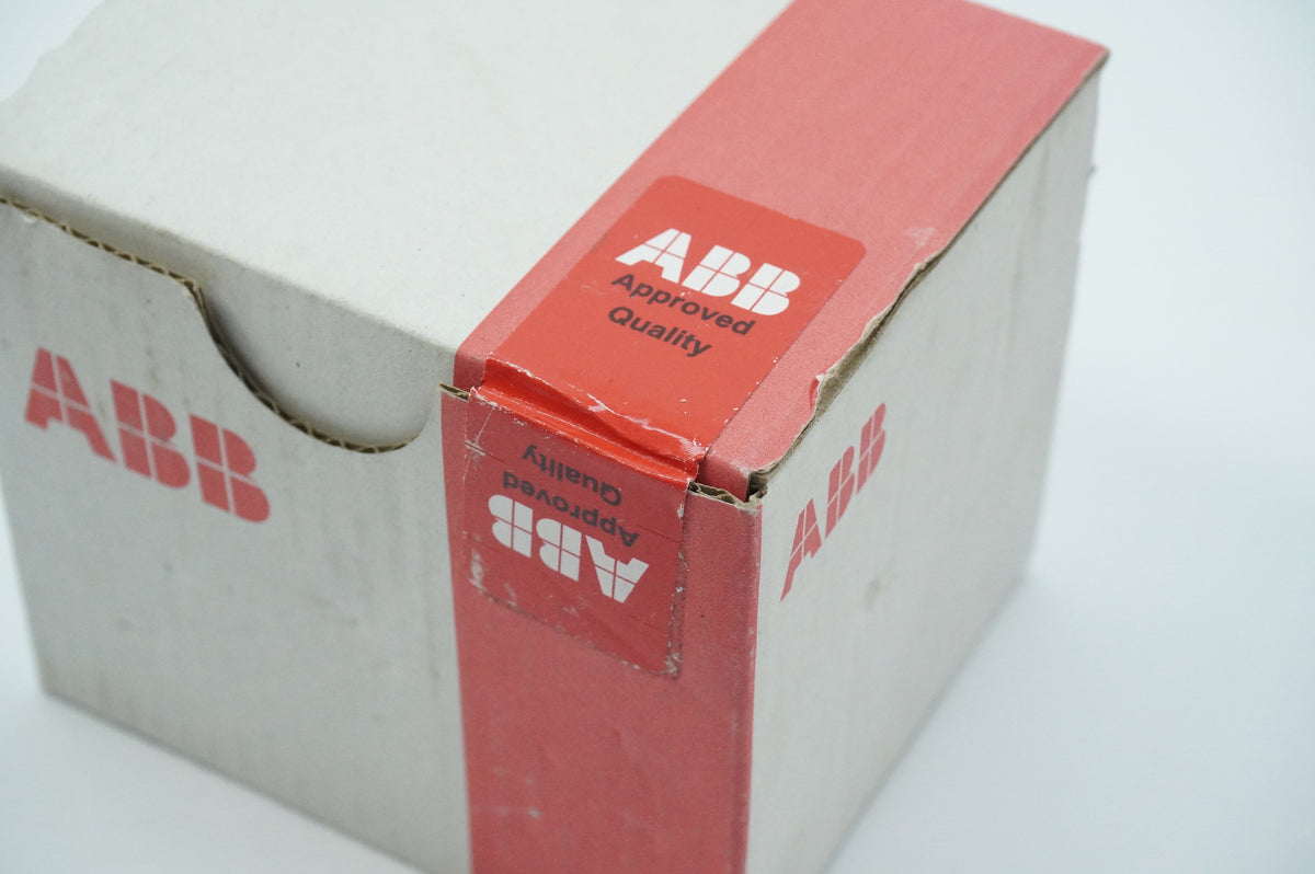 Abb 1SAP240700R0001 DO524 Digital Output Module