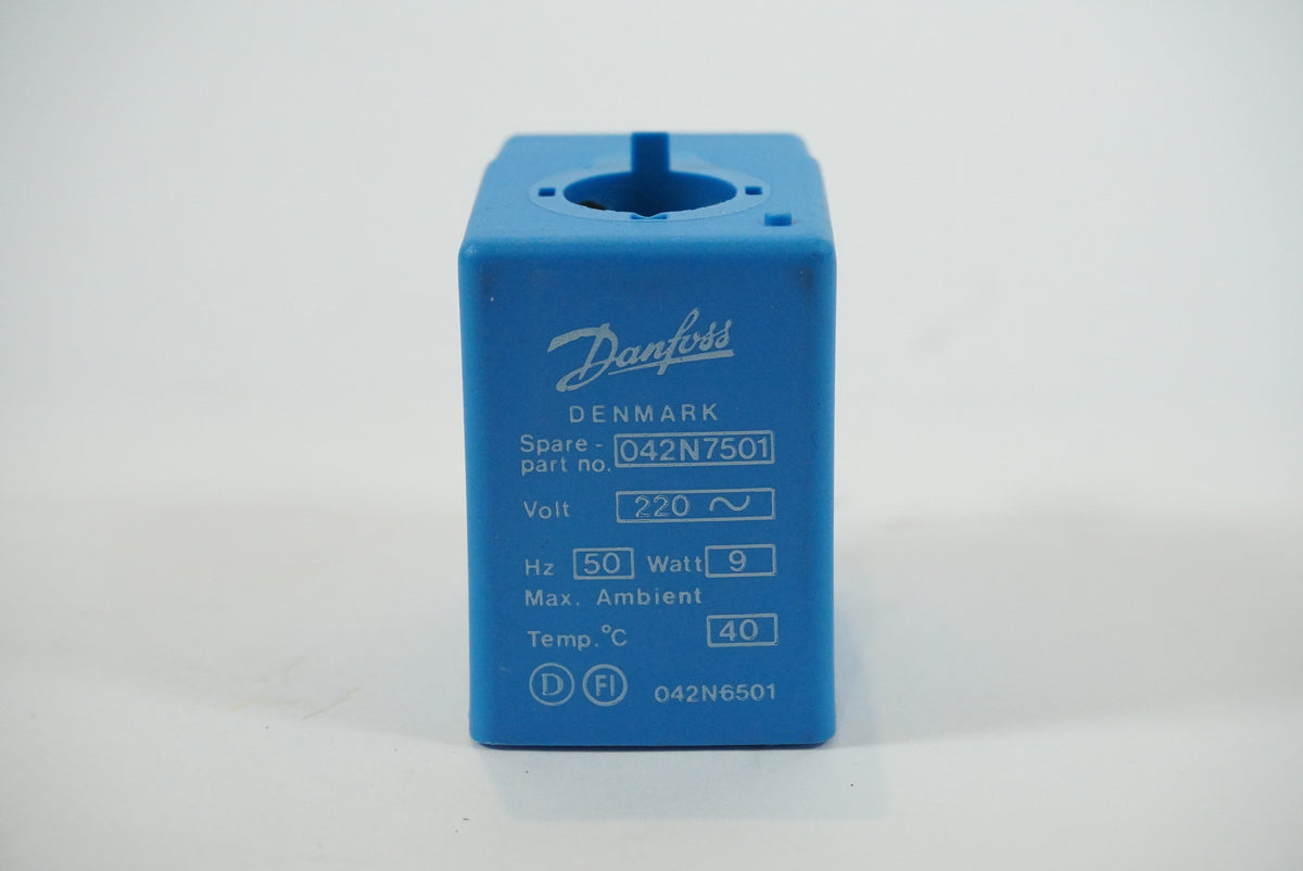 Danfoss 042N7501 Coil for Solenoid Valve 220V 50Hz 9W AMP CONN IP00