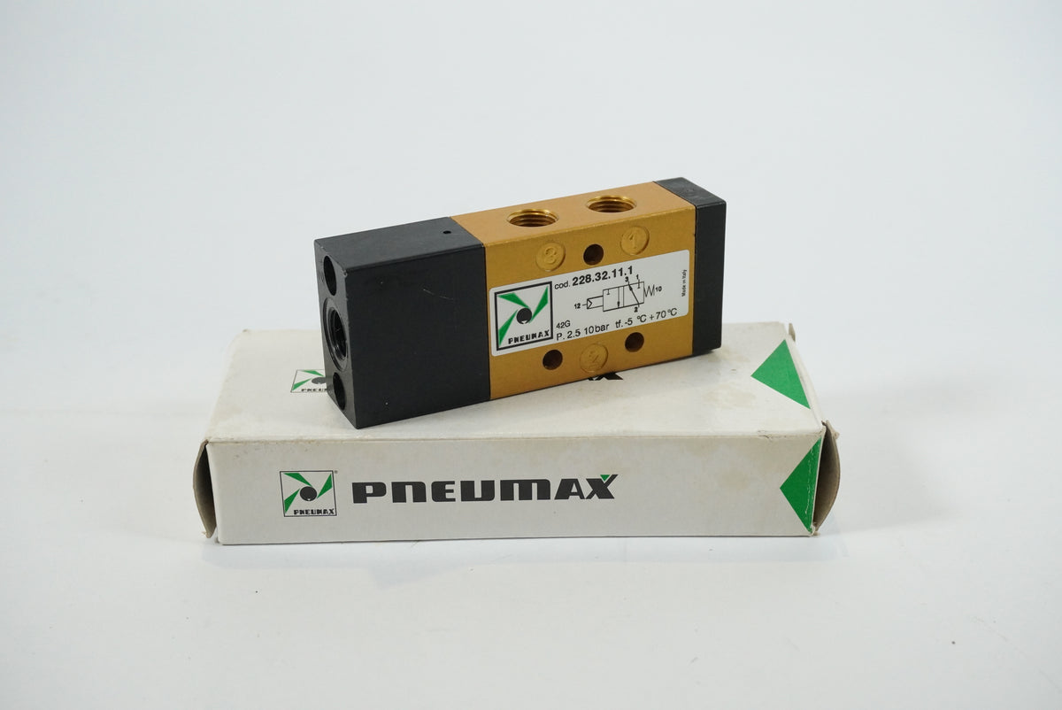 Pneumax 228.32.11.1 Pneumatic Valve Spring Return 3/2-way