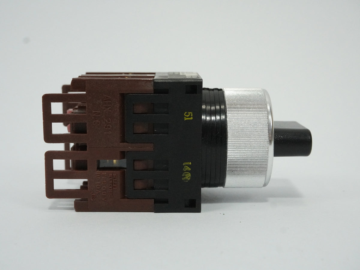 Fuji Electric AH22-P3 AH22-P3 Push Button / Selector Switch
