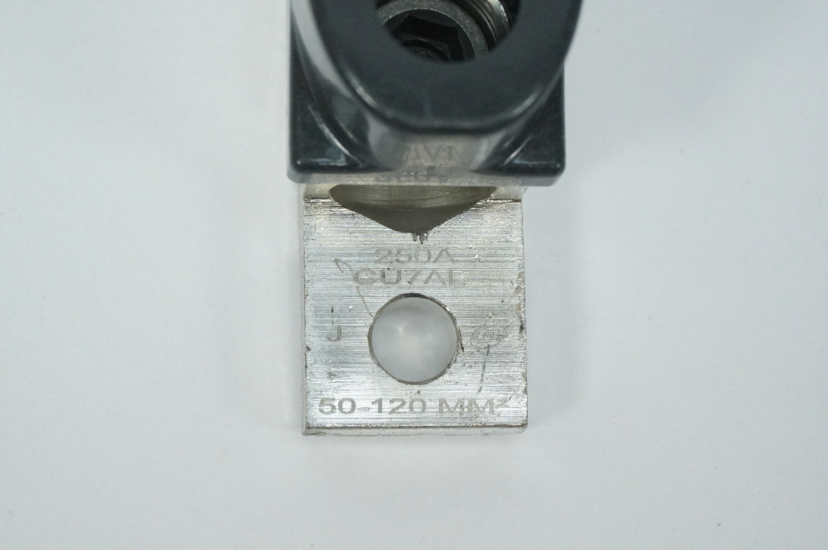Schneider Electric LV429218 3 Connectors (2x 50-120mm²) + Phase Barriers