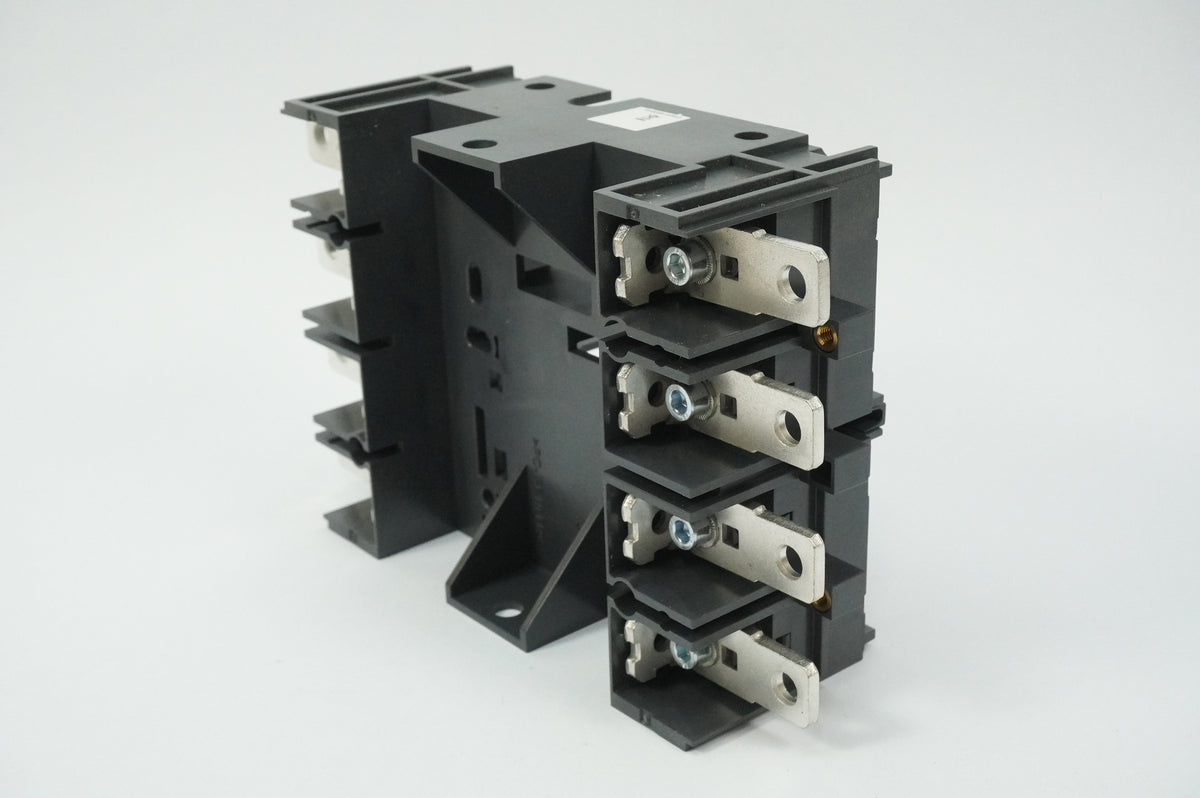 Schneider Electric LV429267 Compact NSX100-250 4P Plug-In Base