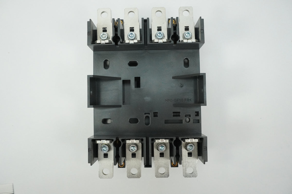 Schneider Electric LV429267 Compact NSX100-250 4P Plug-In Base