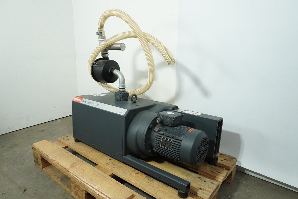 Busch MM 1102 B V03 Vacuum Pump W: AMPH 100L AA2