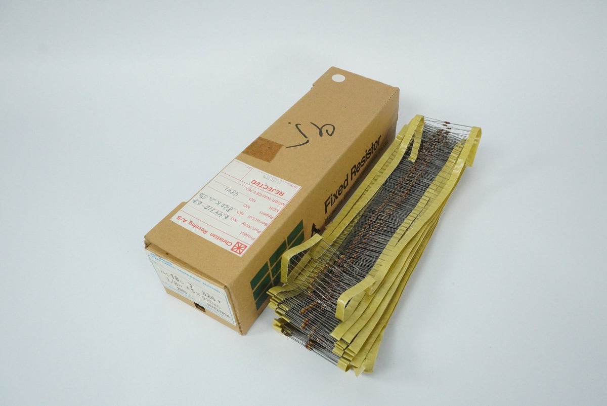Matsushita Electric Industrial ERC18GJ824V Hot Molded Fixed Carbon Comp Resistor