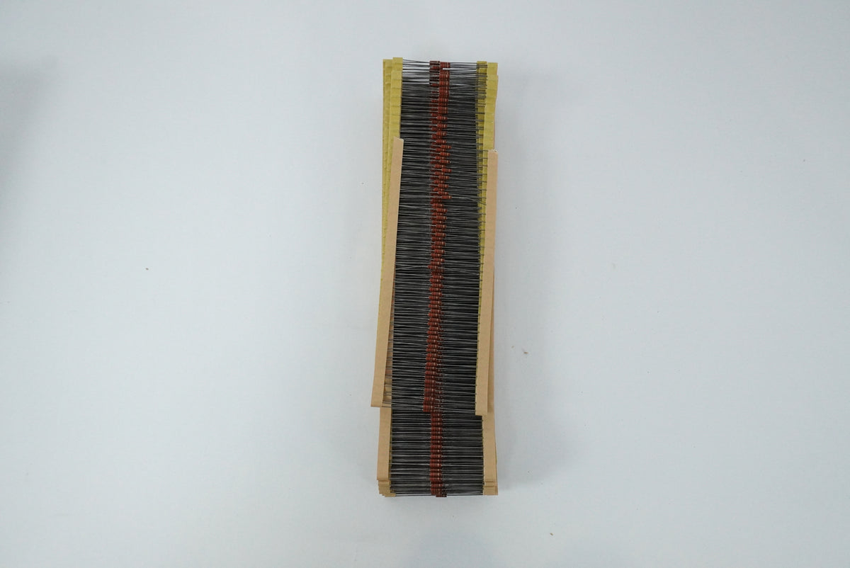 Matsushita Electric Industrial ERC14GJ331V Hot Molded Fixed Carbon Comp Resistor