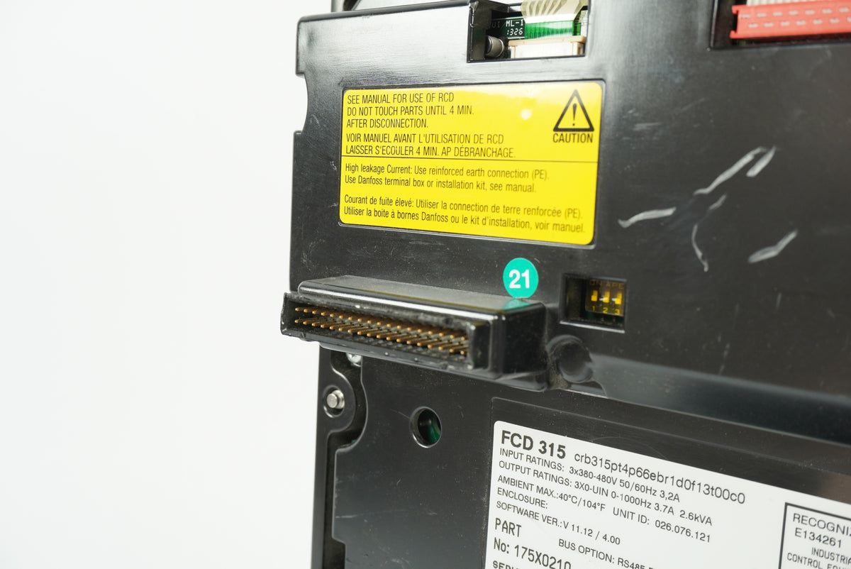 Danfoss 175X0210 FCD 315 VLT Drive crb315pt4p66ebr1d0f13t00c0