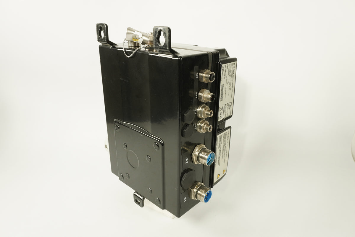 Danfoss 175X0210 FCD 315 VLT Drive crb315pt4p66ebr1d0f13t00c0