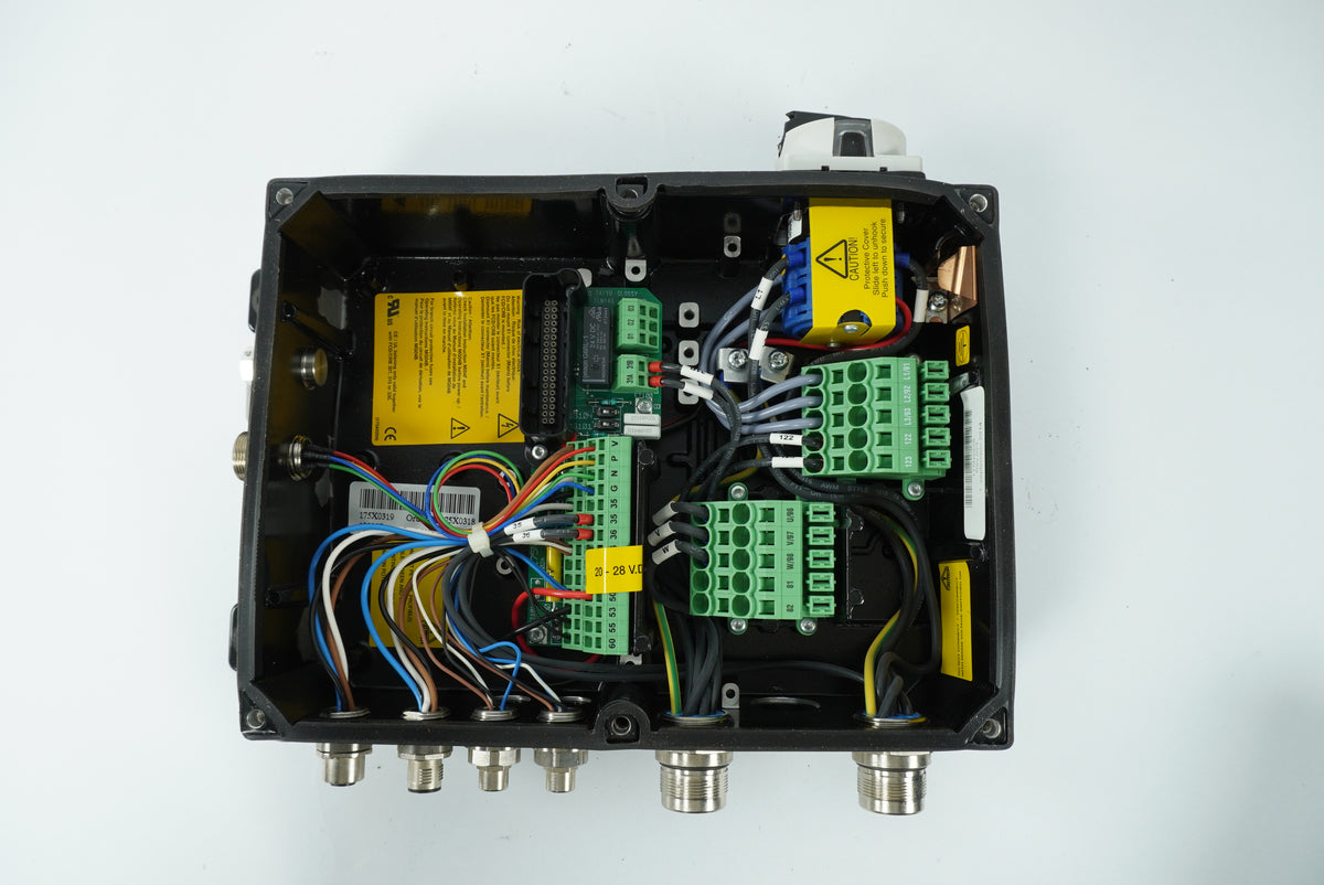 Danfoss 175X0210 FCD 315 VLT Drive crb315pt4p66ebr1d0f13t00c0