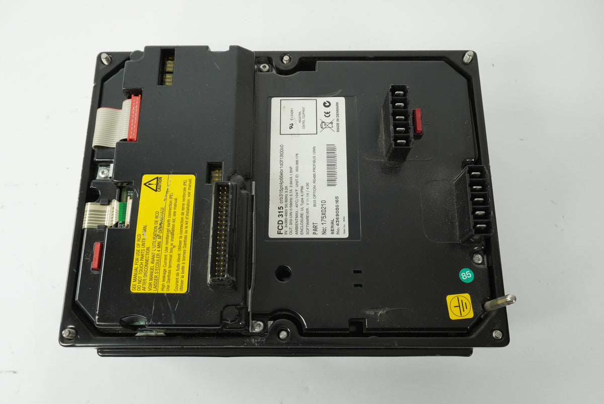 Danfoss 175X0210 FCD 315 VLT Drive crb315pt4p66ebr1d0f13t00c0