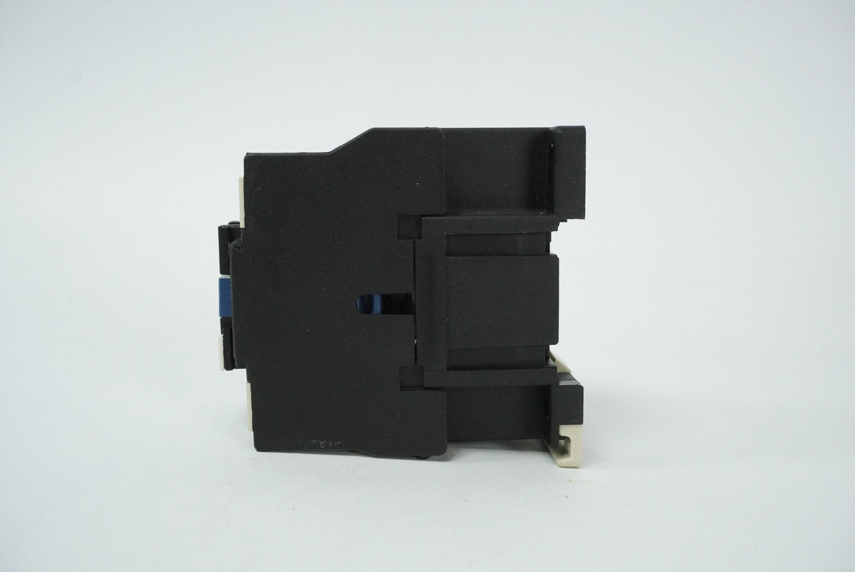 Telemecanique LC1D0910M7 Contactor LC1 D0910M7