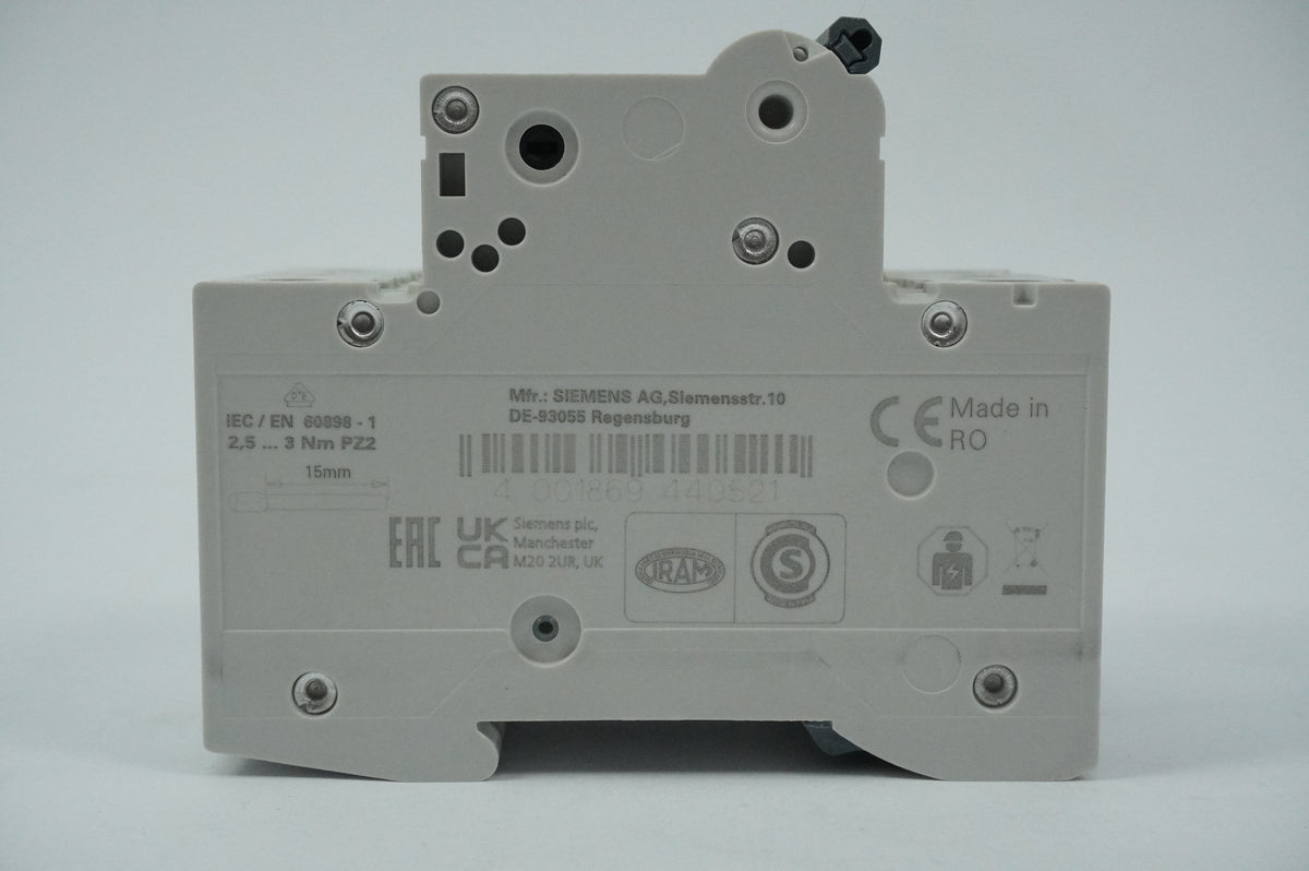 Siemens 5SL4313-7 MCB Miniature Circuit Breaker C13 3P