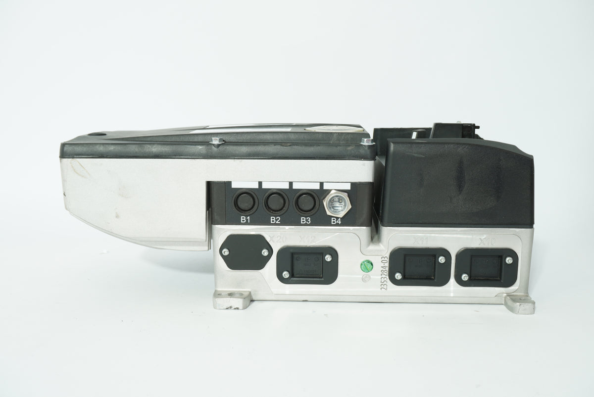 Lenze E84DGDVB15242PP-B1 Drive 8400, W: Z351BCARC0G215FB2S, E84DGS3VGECNDXX173