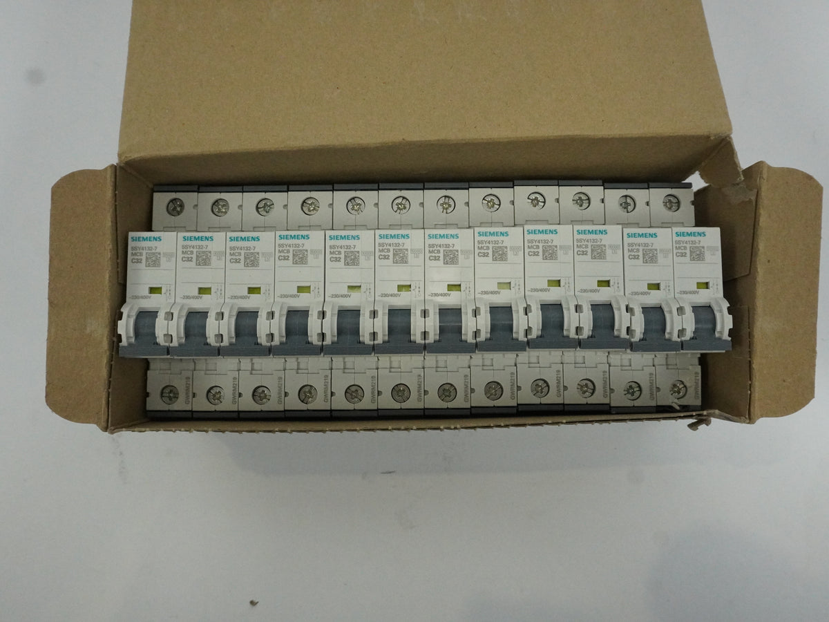 Siemens 5SY4132-7 MCB Miniature Circuit Breaker C32 1P Batch of 12pcs.