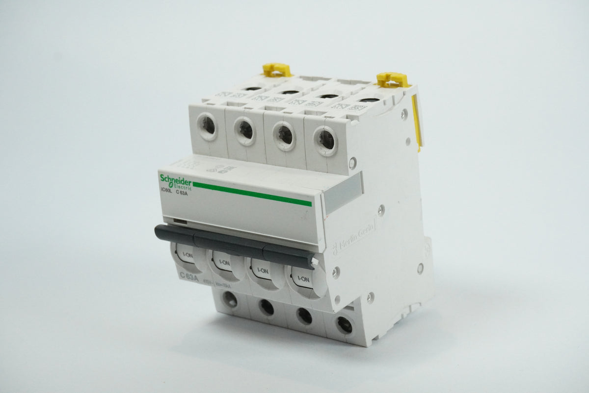 Schneider Electric A9F94463 iC60L C63A