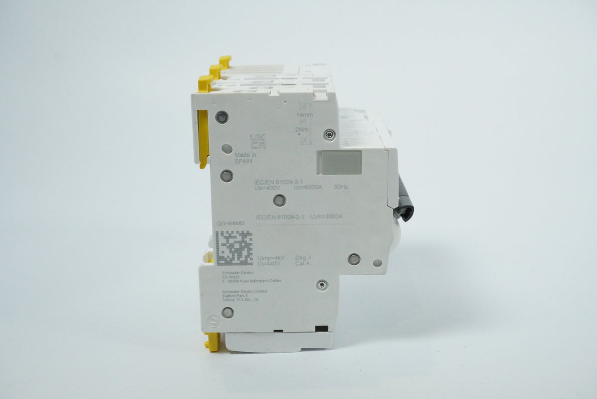 Schneider Electric A9DC3716 Acti9 iCV40N C16 RCBO