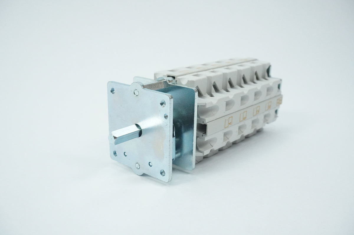 Comeletric SRL R16 2/10 506045 R601 Control & Selector Switch