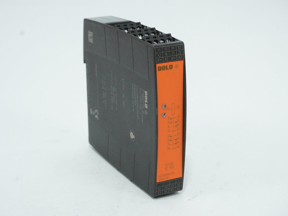 Dold UG3088.52PS/PA101 Interface Module 110-230V DC-13 AC-15 3A