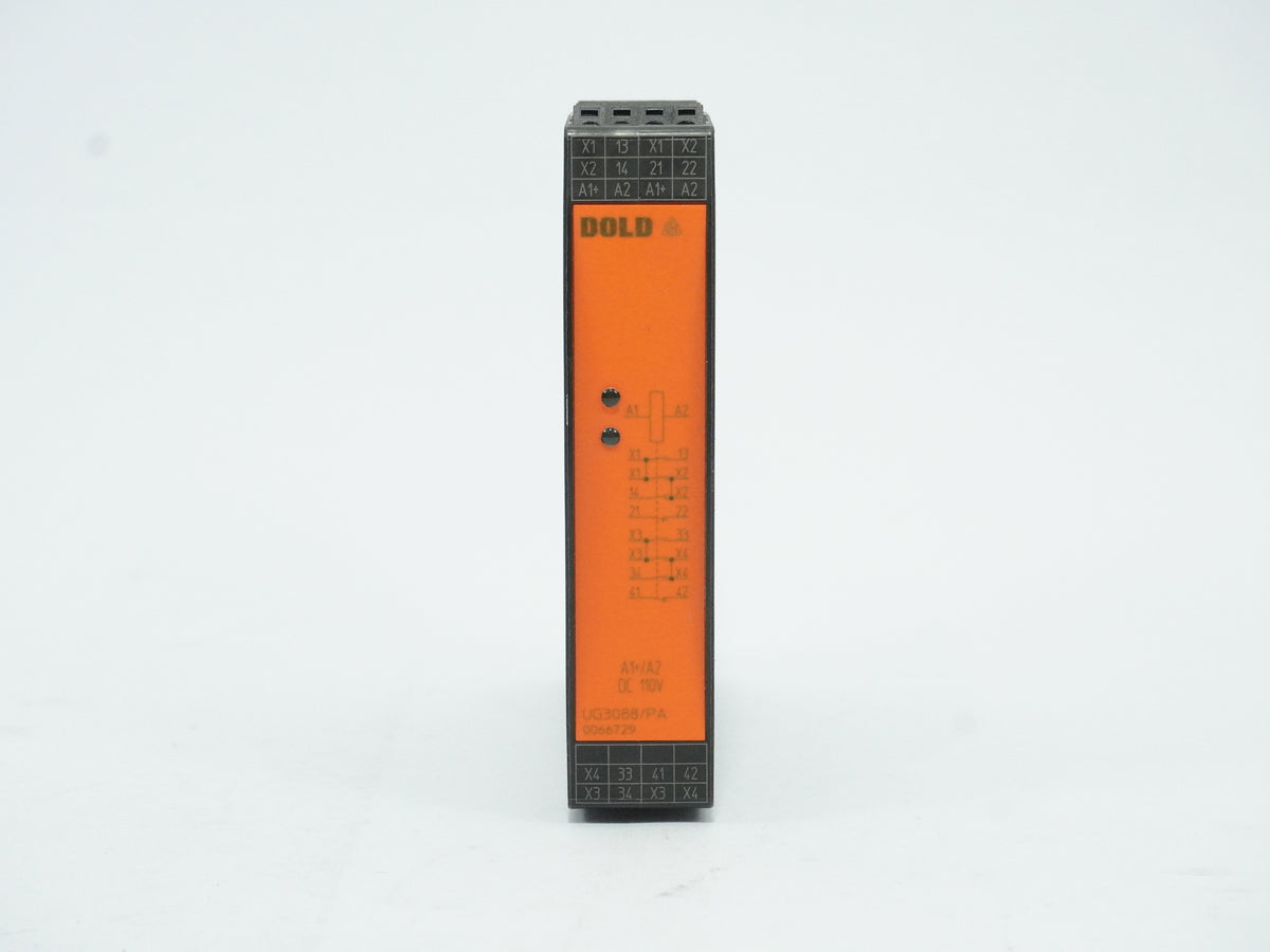 Dold UG3088.52PS/PA101 Interface Module 110-230V DC-13 AC-15 3A