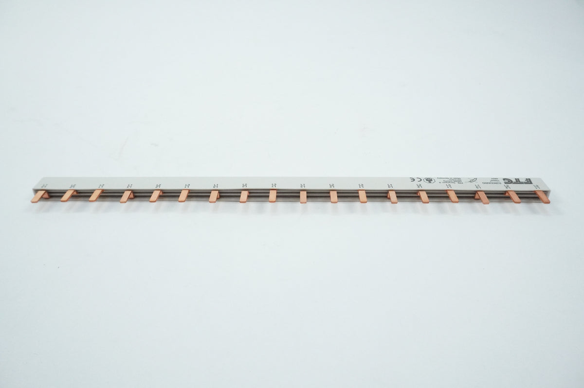 FTG ESS31810 EV Busbar 3P 18M pin 10mm² L1-L2-L3 10pcs. batch