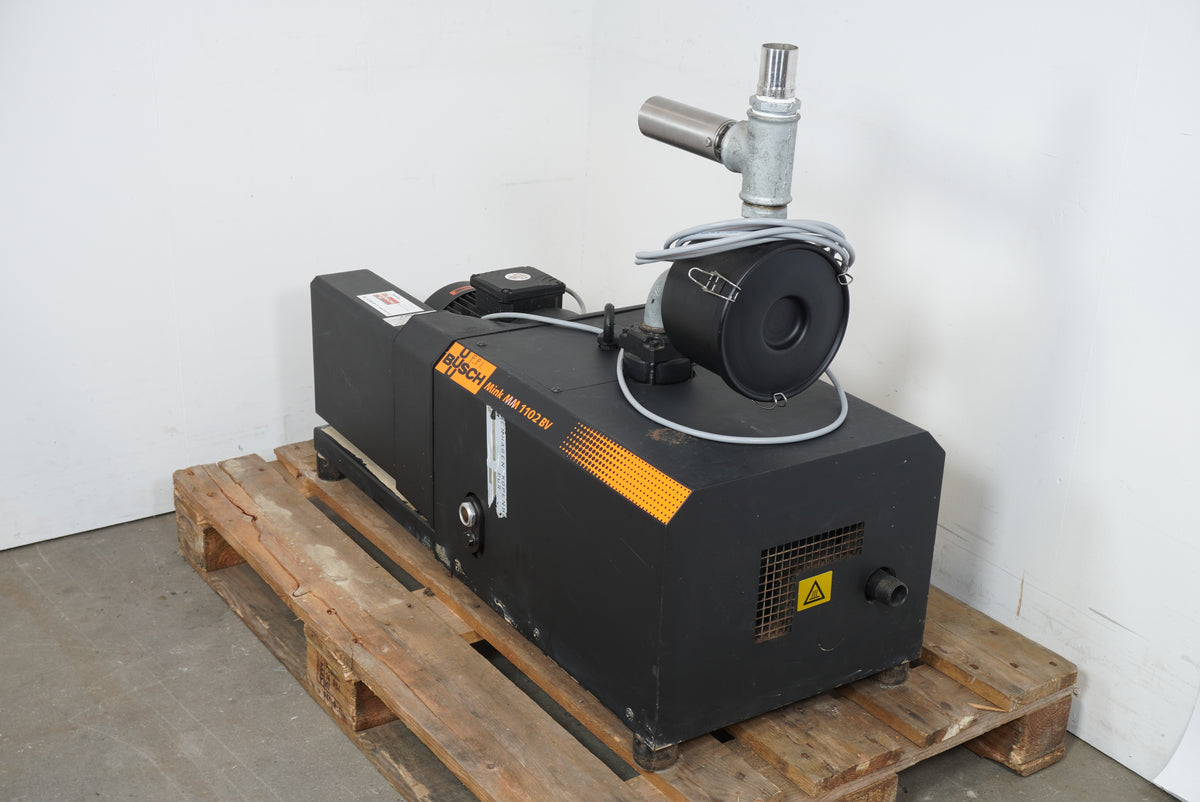 Busch MM 1102 B V03 Vacuum Pump W: AMH 100L BA2 CC046A