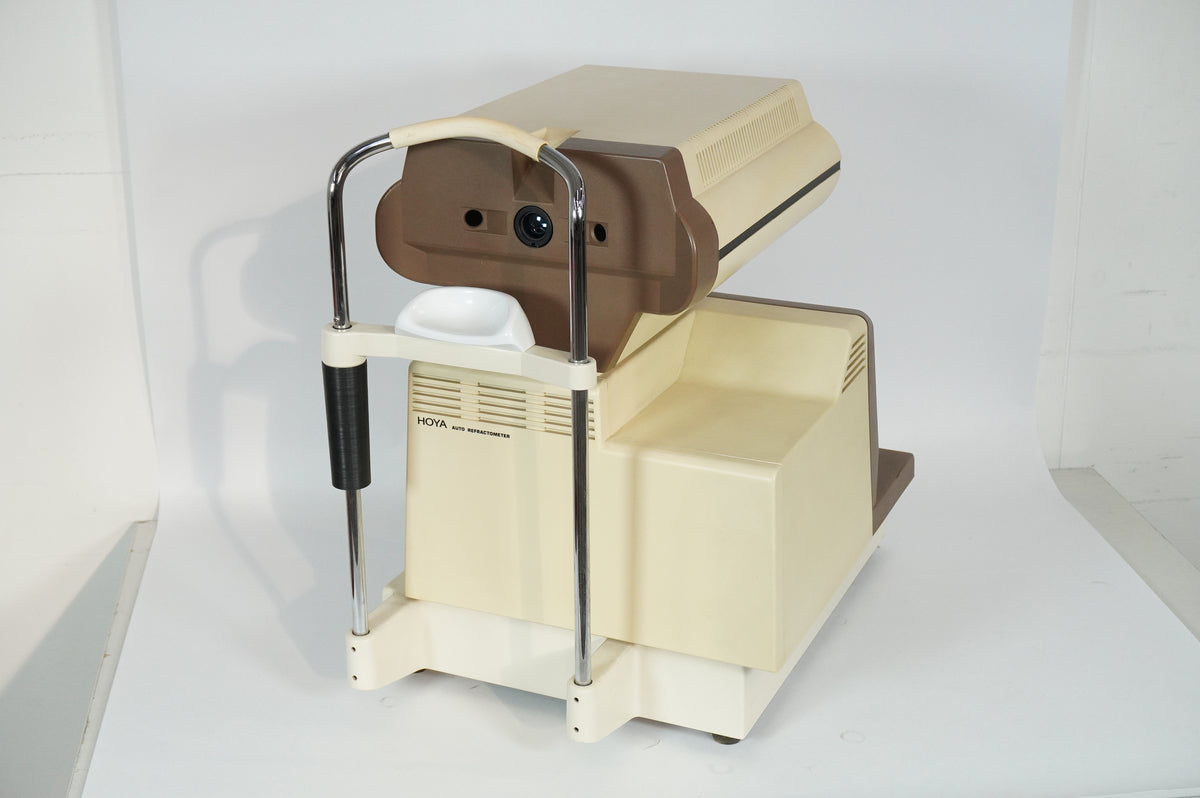 Hoya Corporation AR-530 Professional ophthalmic auto-refractometer CRT