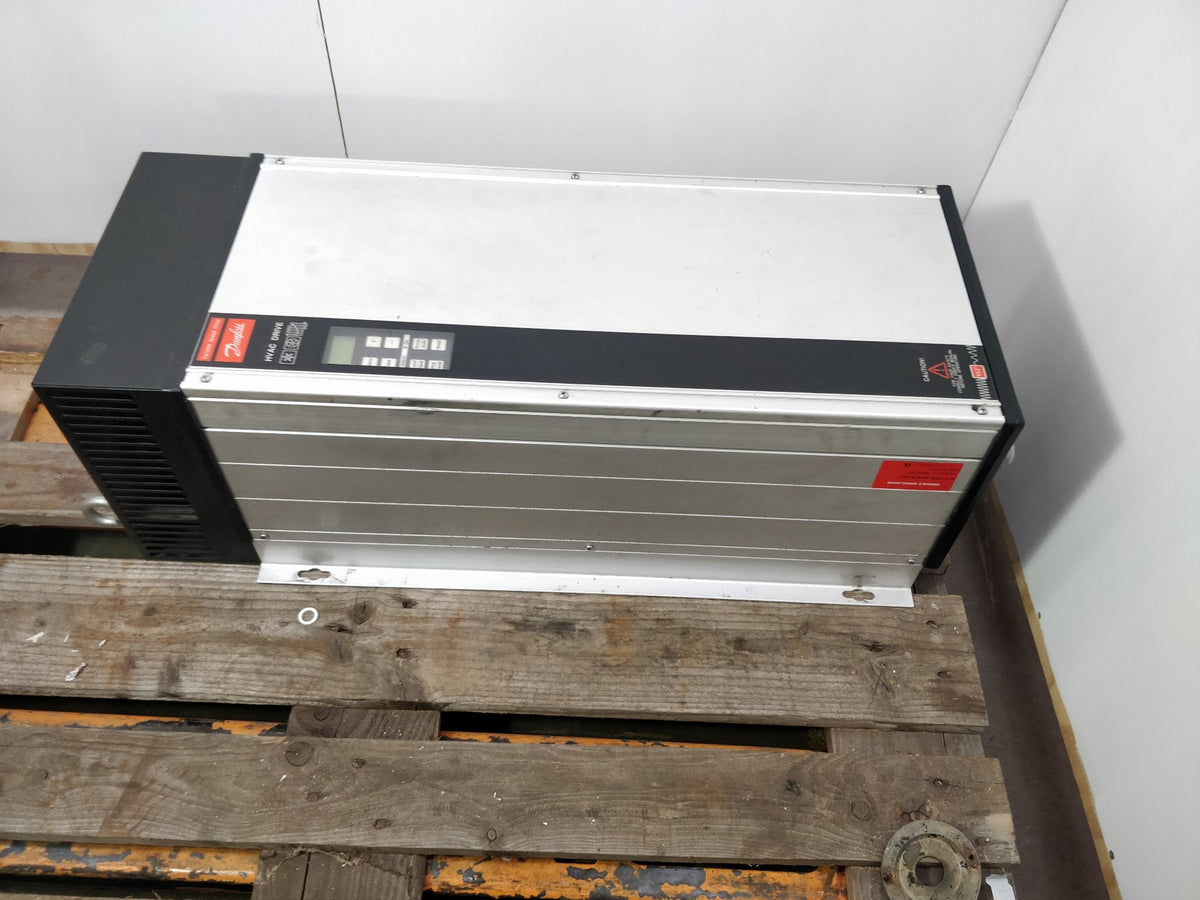 Danfoss 175H2914 VLT 3516 HV-AC Variable Speed Drive