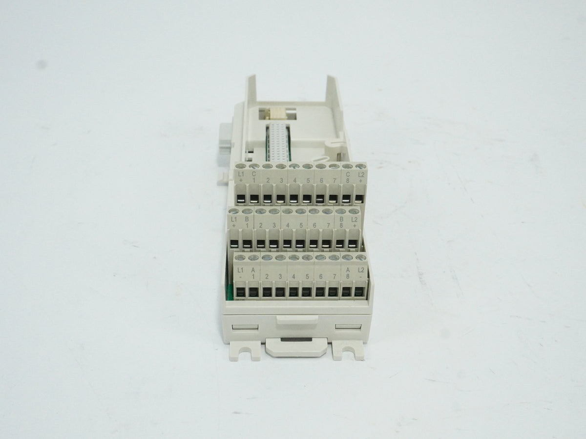 Abb 3BSE013230R1 S800 I/O TU810V1 Termination Unit