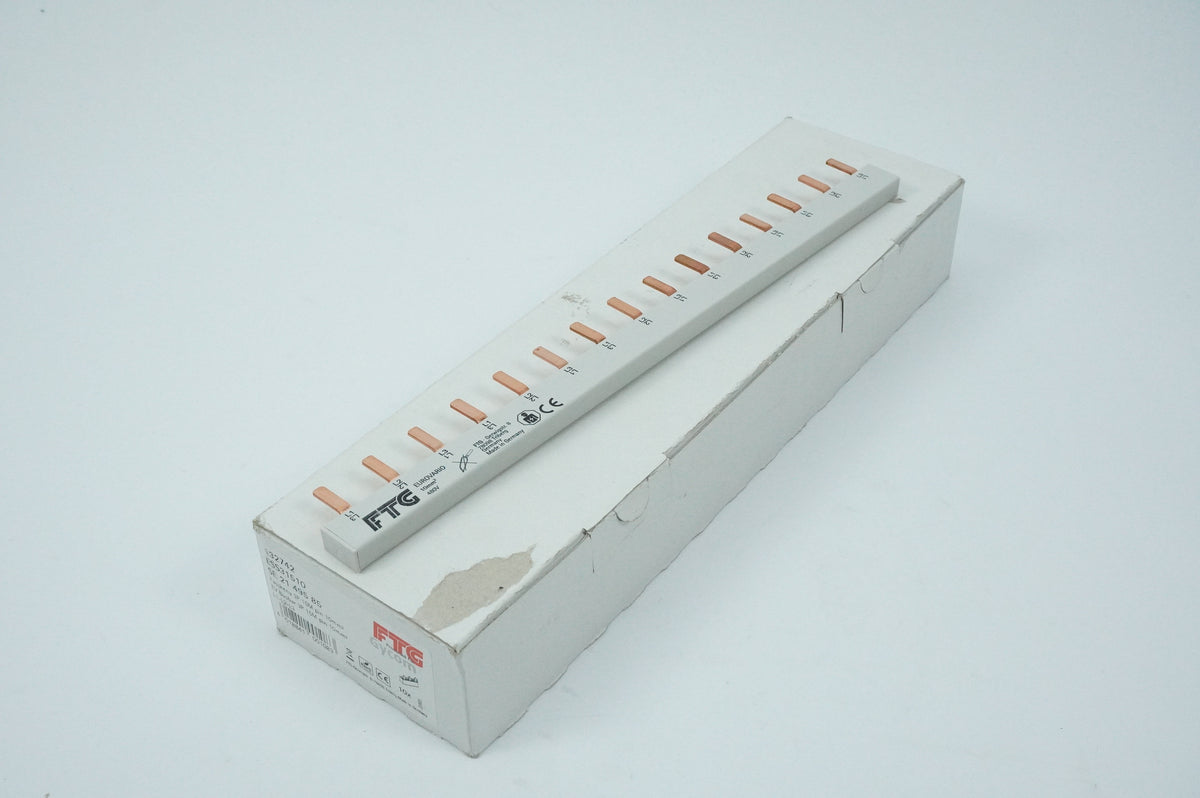 FTG 132742 ESS31510 EV Busbar 3P 15M Pin Batch of 10pcs.