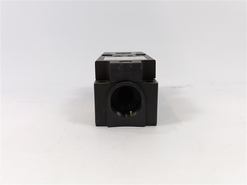 TELEMECANIQUE XSC-M150519 Inductive Proximity Sensor