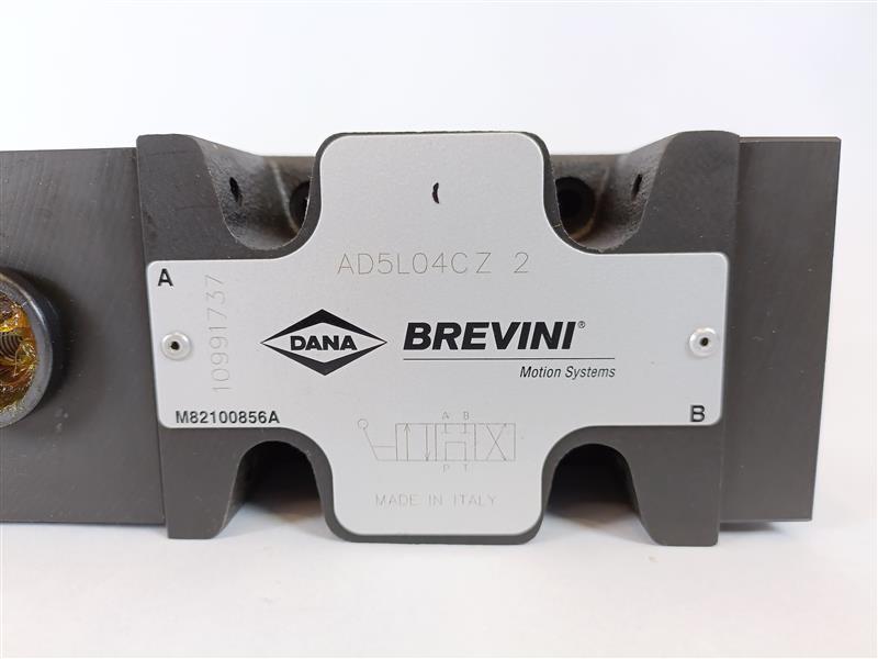 Brevini AD5L04CZ Manually Operated Directional Control Valve AD5L04C