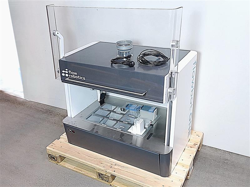 Flow Robotics FRFB1-R2-20-0111 Liquid Handeling Robot, Flowbot One