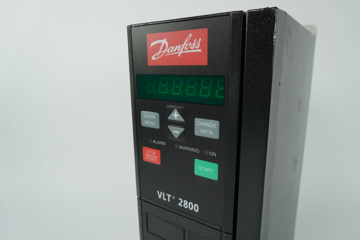 Danfoss 178B8582 VLT 2830 Variable Frequency Drive VLT2830PT4B20SBR0DBF00A00C1