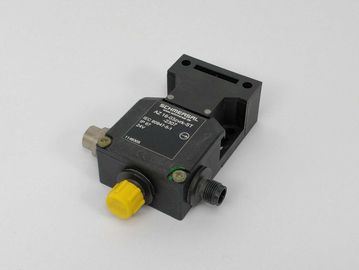 Schmersal AZ 16-03zvrk-ST-2307 Interlock