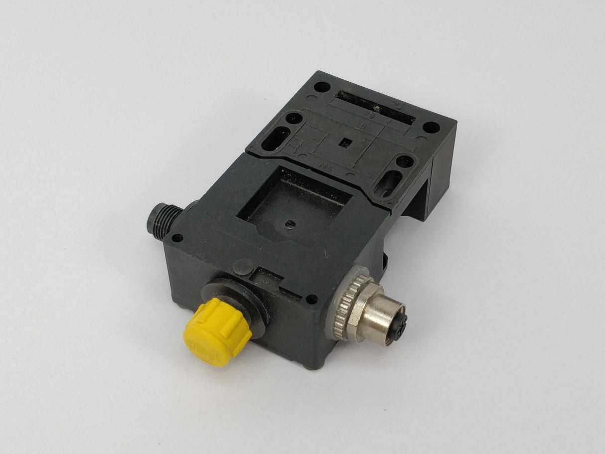 Schmersal AZ 16-03zvrk-ST-2307 Interlock