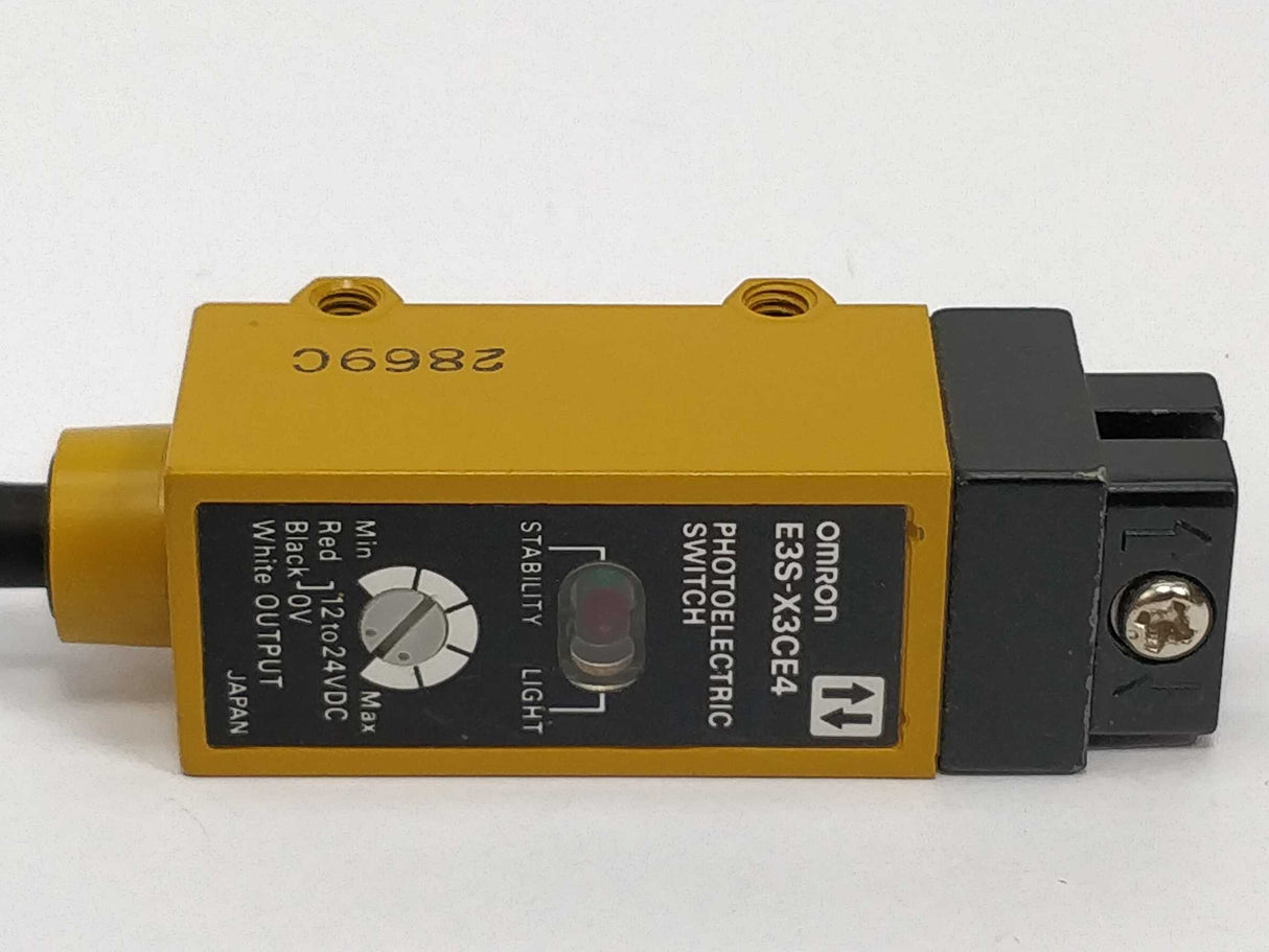 OMRON E3S-X3CE4 Photoelectric switch