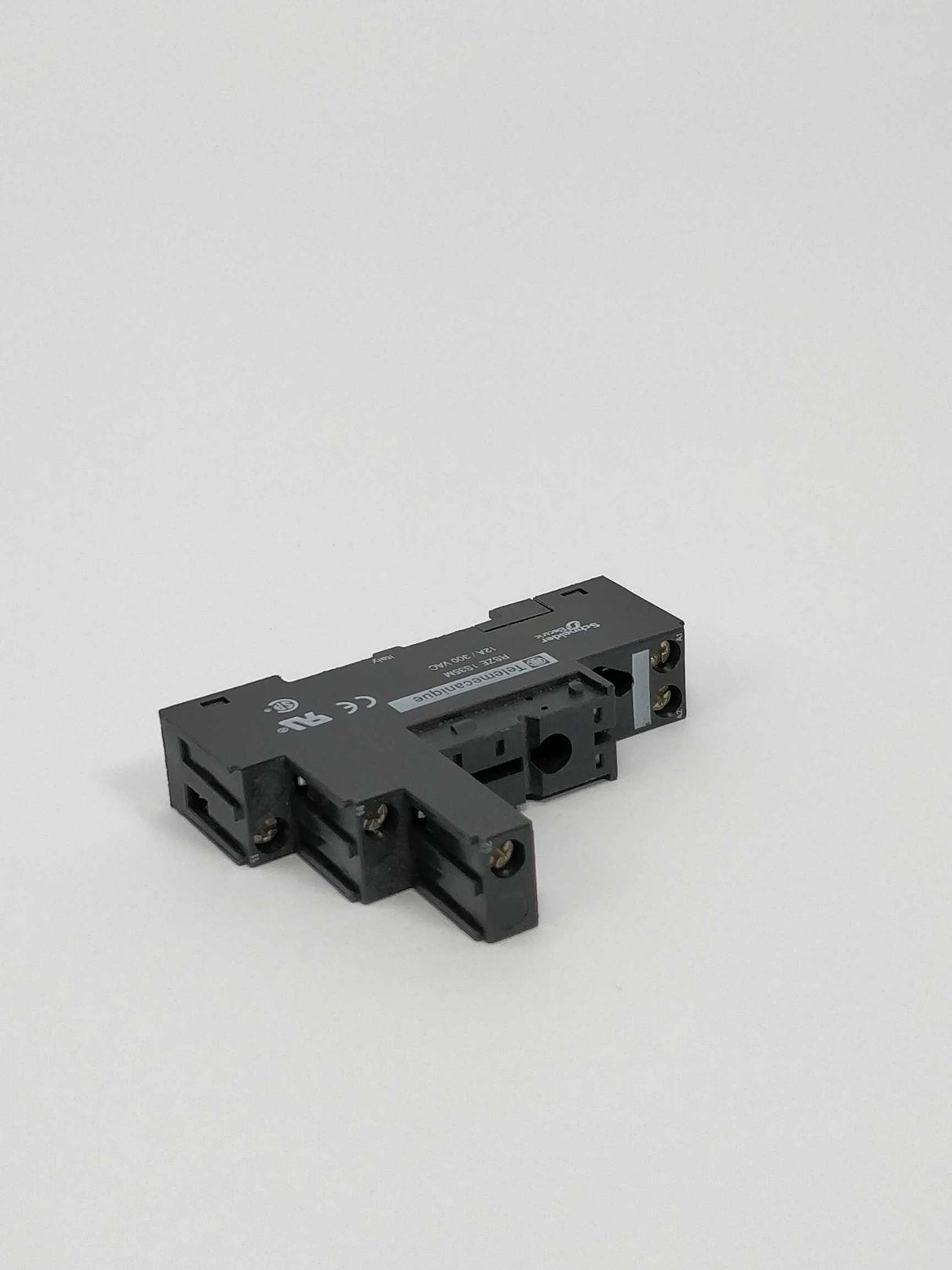 TELEMECANIQUE RSZE 1S35M Relay socket 12A 300VAC 10 Pcs