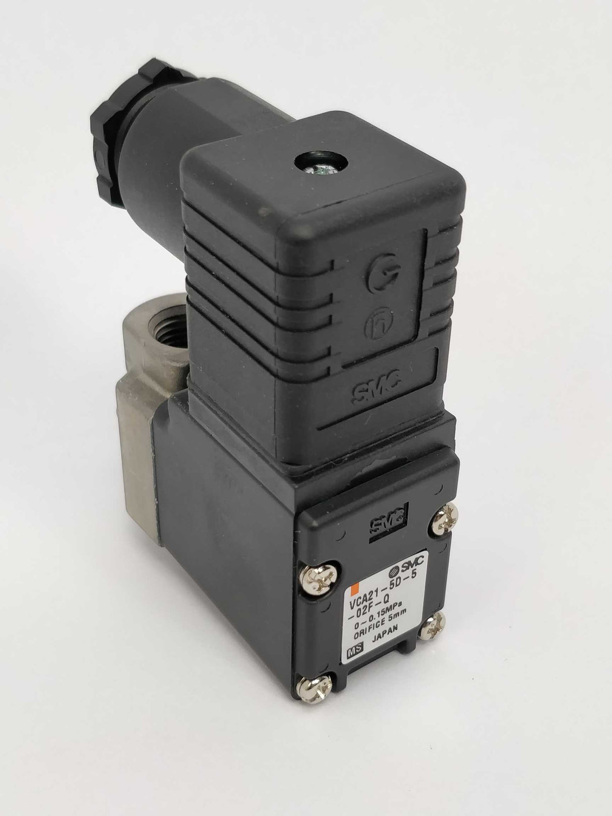 SMC VCA21-5D-5-02F-Q Solenoid valve