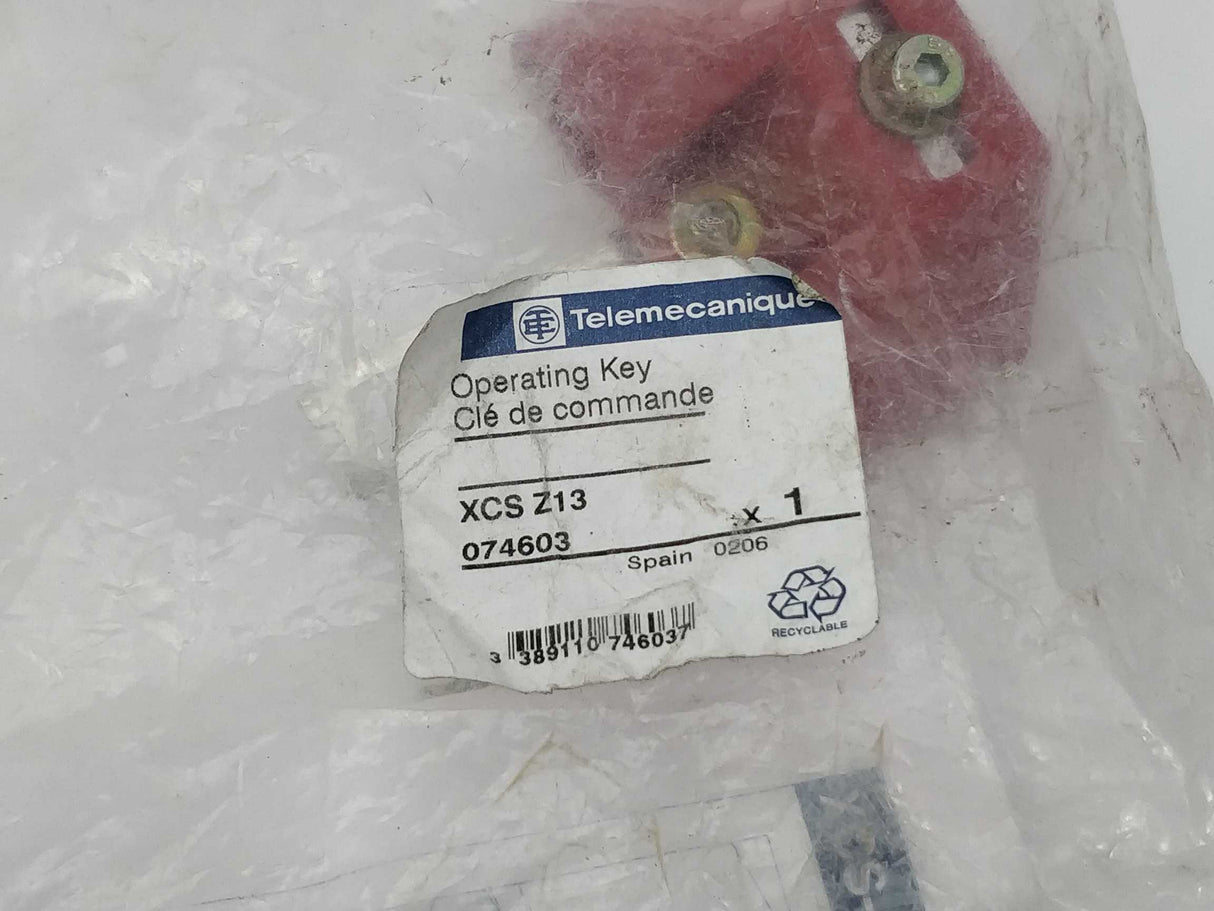 TELEMECANIQUE XCSZ13 Operating Key 074603