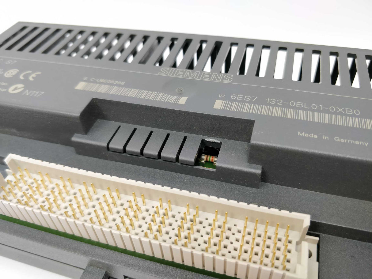 Siemens 6ES7 132-0BL01-0XB0 Simatic S7 ET 200B-32DO