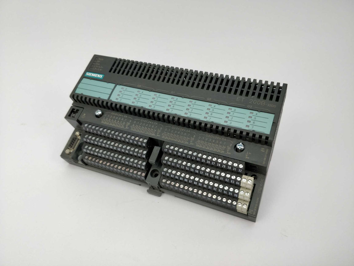 Siemens 132-0BL01-0XB0 S7 ET 200B-32DO Electronic Module Digital