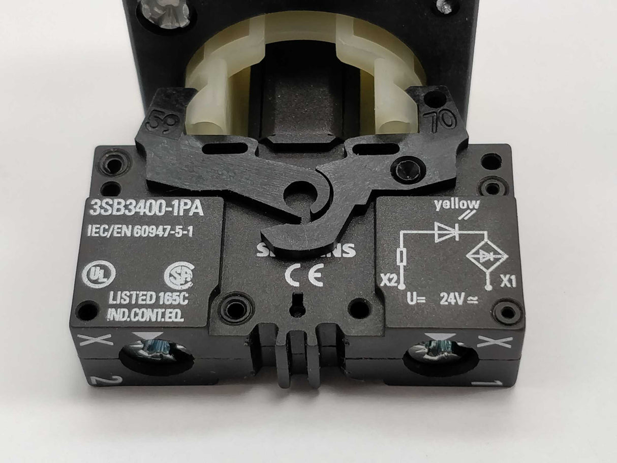Siemens 3SB3400-1PA Yellow light indicator