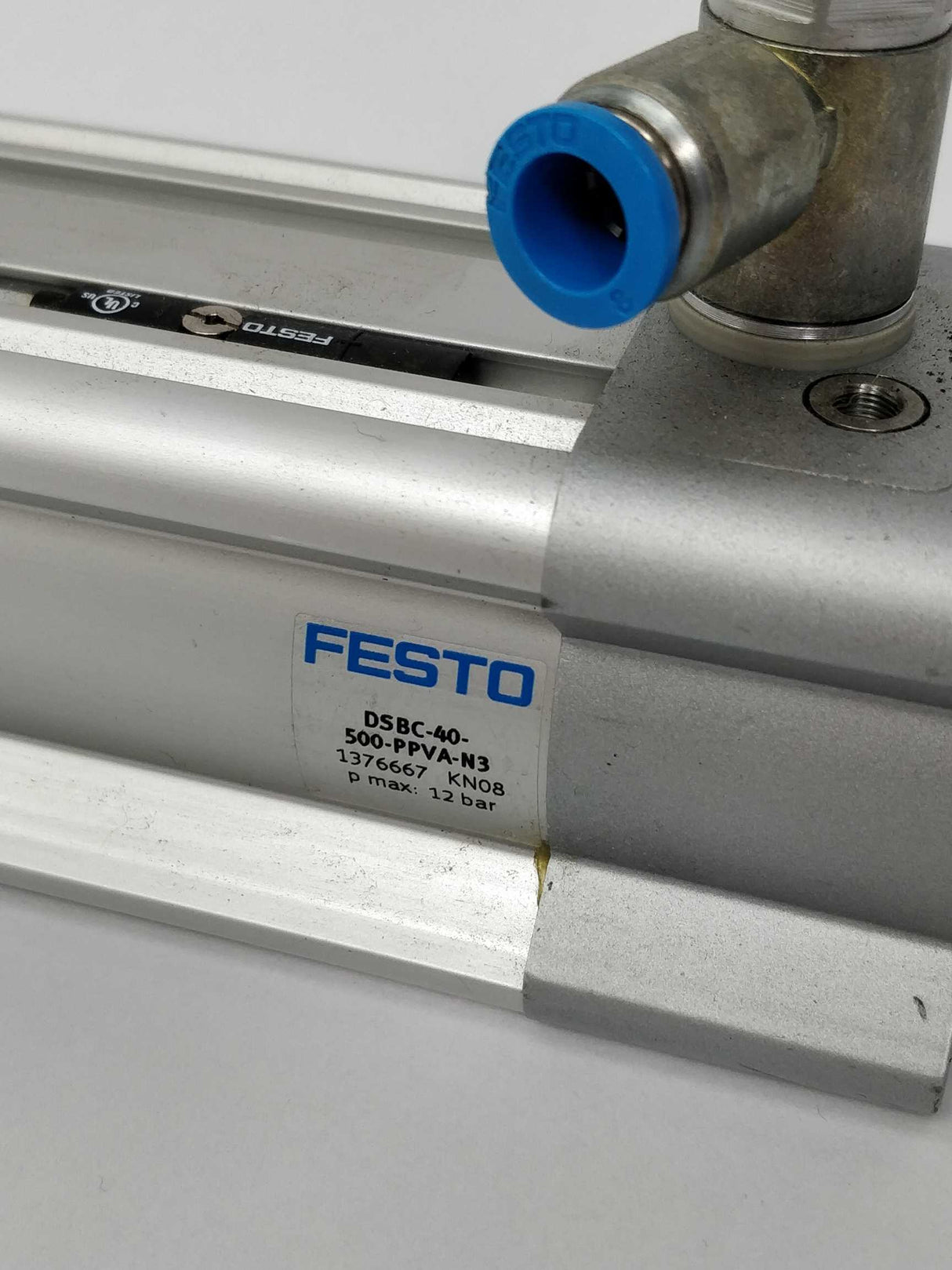 Festo 1376667 DSBC-40-500-PPVA-N3 Pneumatic Cylinder