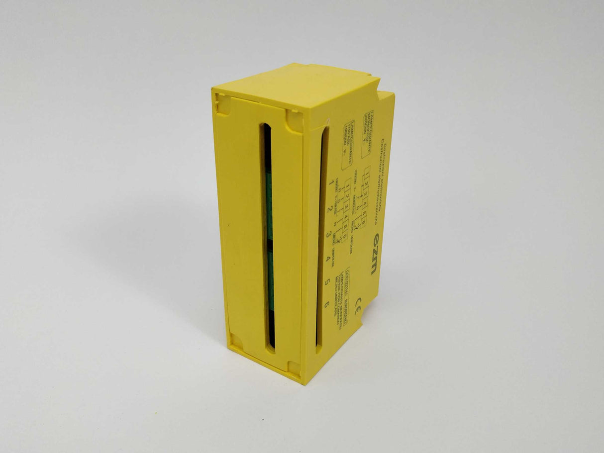 EZM 021141 Single-/three-phase flashing light