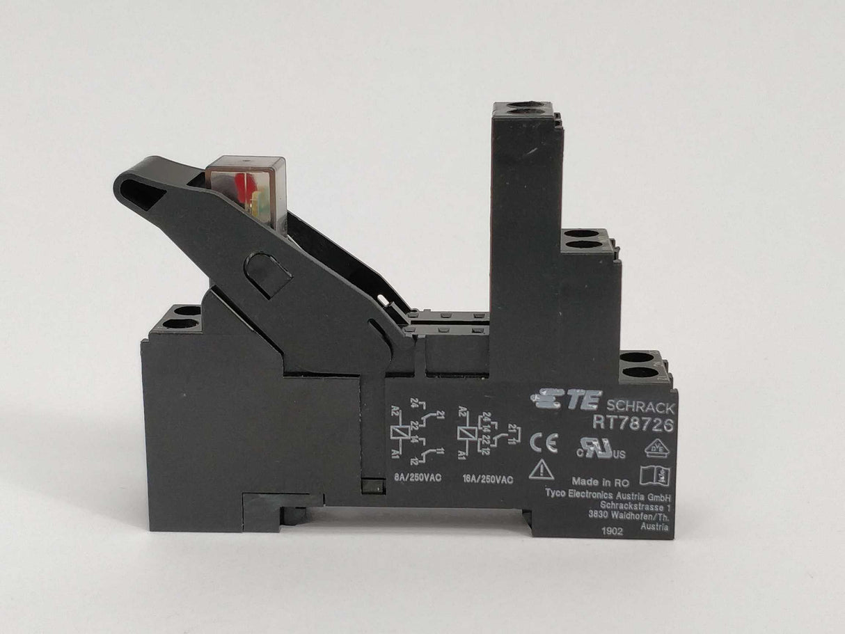 Schrack RT78726 Socket with EM18 and 24VDC RT424024