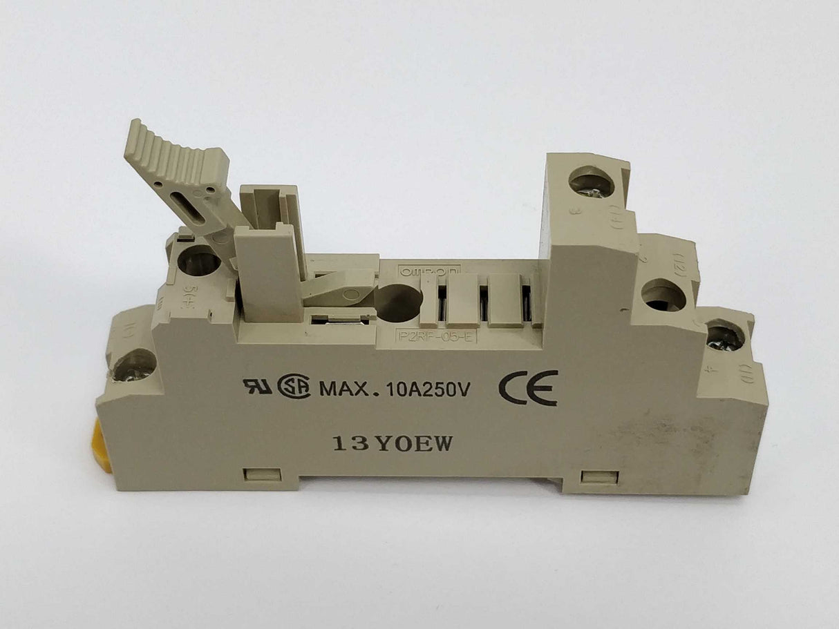 ALLEN-BRADLEY 700-HK36Z24 Relay 24VDC Omron P2RF-05-E socket