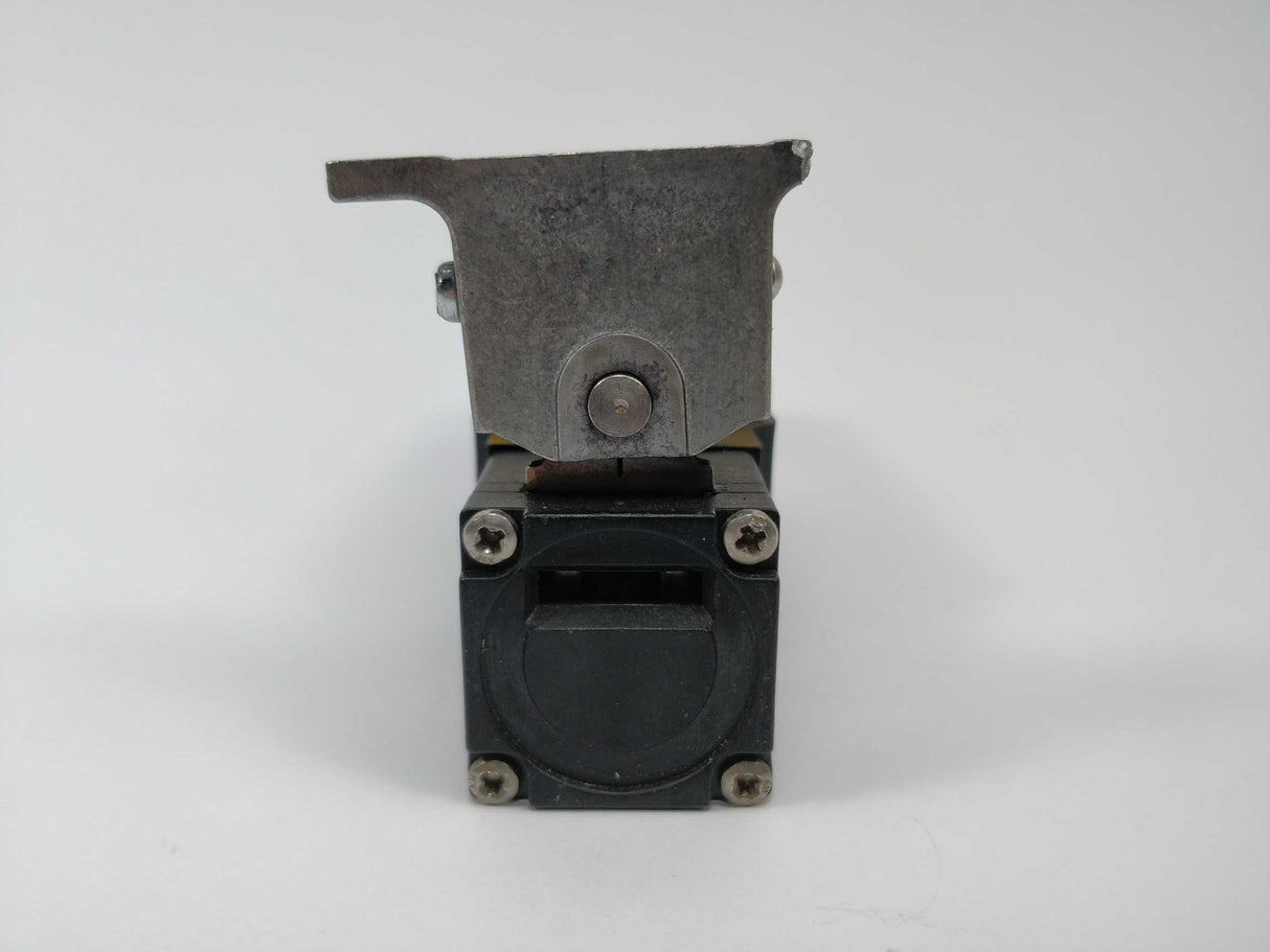 SICK I10-E0241 Safety Interlock Switch