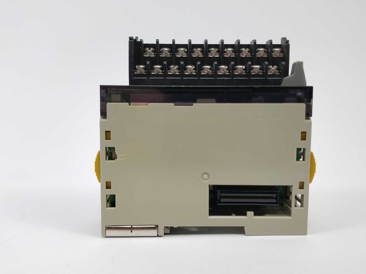 OMRON CJ1W-AD081-V1 A/D Unit