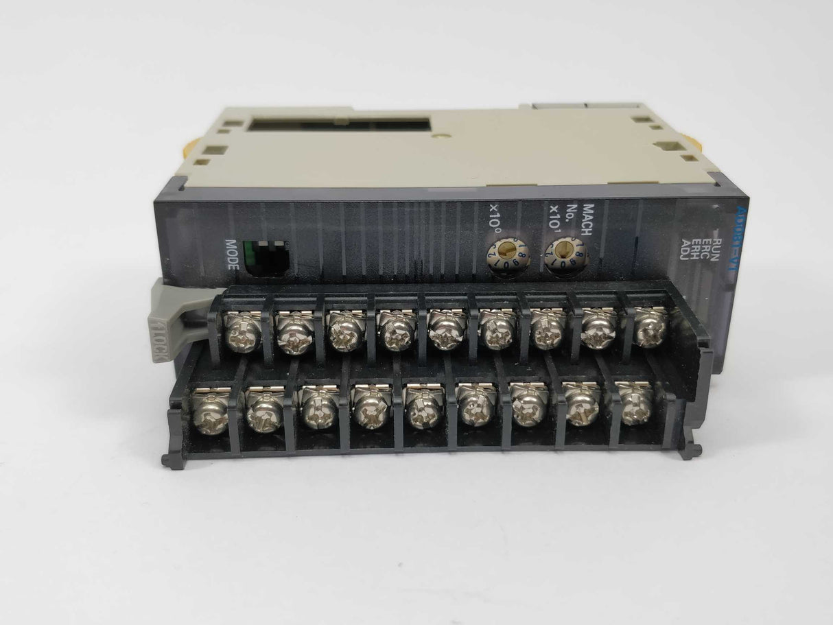 OMRON CJ1W-AD081-V1 A/D Unit